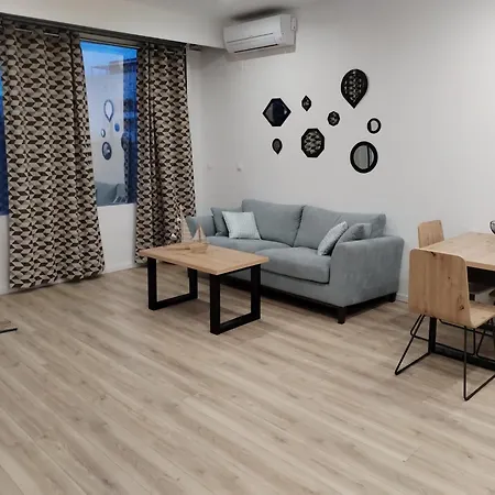 דירה Grand Studio Spacieux Et Climatise *