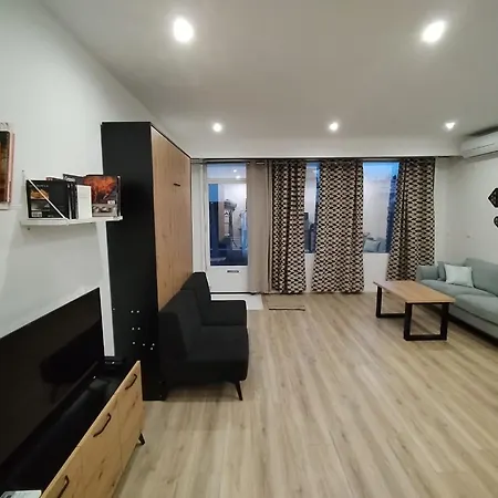 Apartment Grand Studio Spacieux Et Climatise